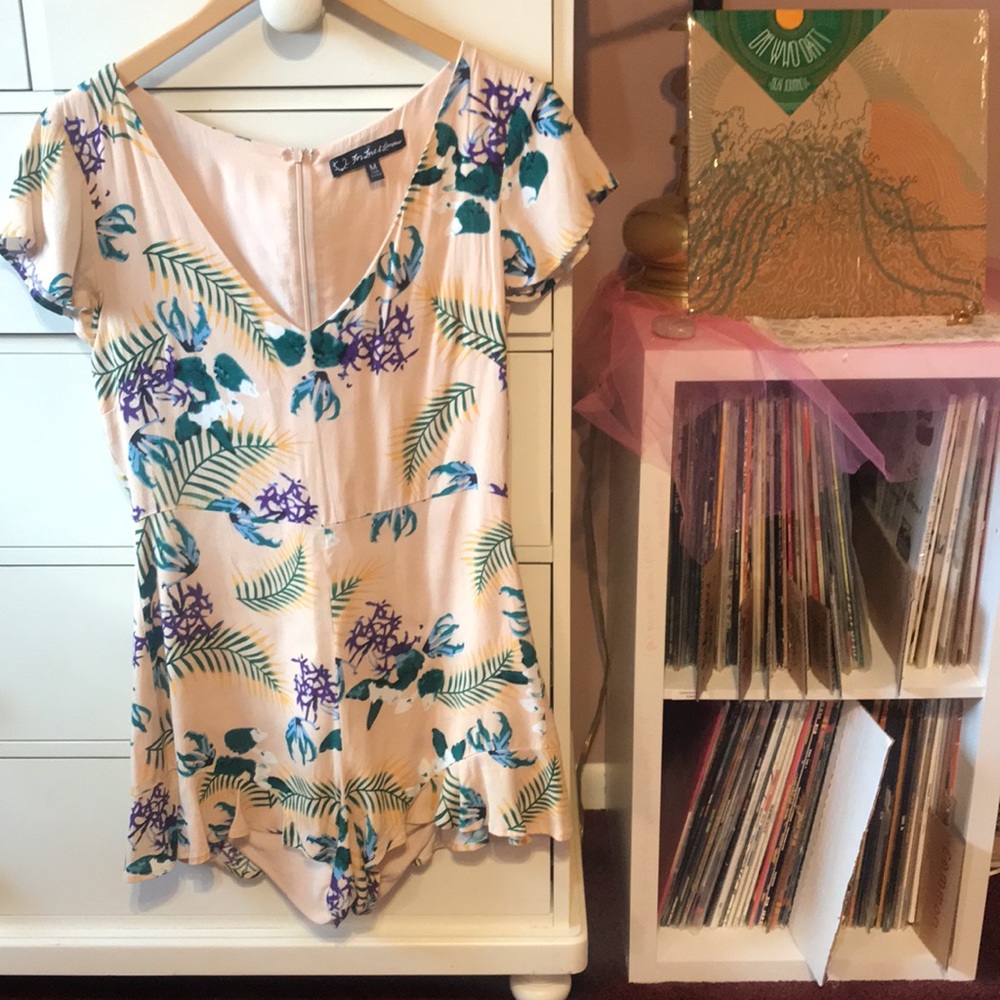 For Love and Lemons Tan Tropical Floral Print V-Neck Romper Medium Pina Colada